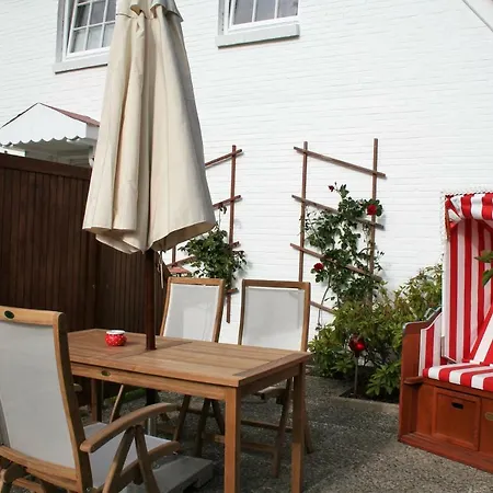 Daire Reetdachhaus Webstube Foehr Fuer 3 Pers Und 1 Haustier